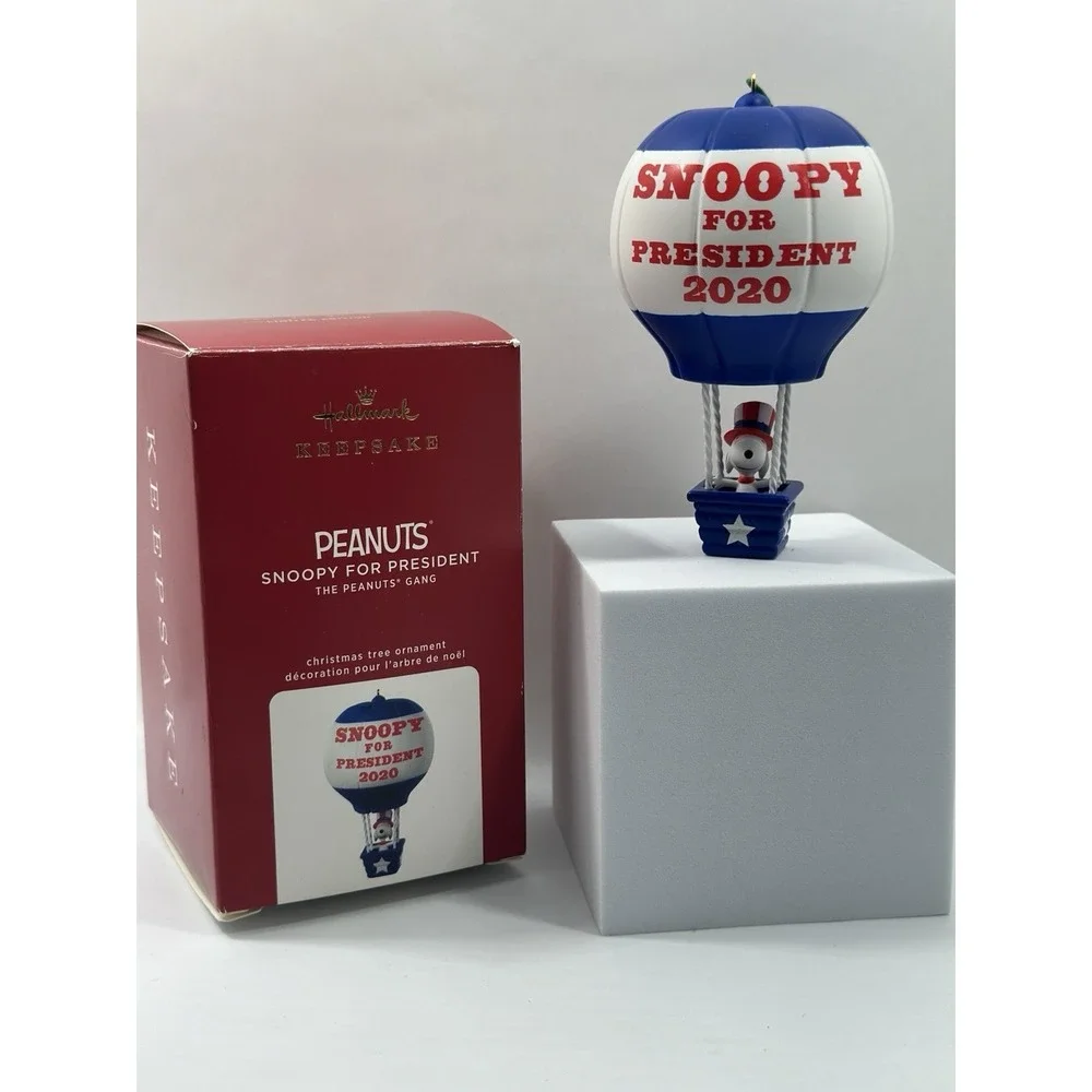 Hallmark peanuts snoopy